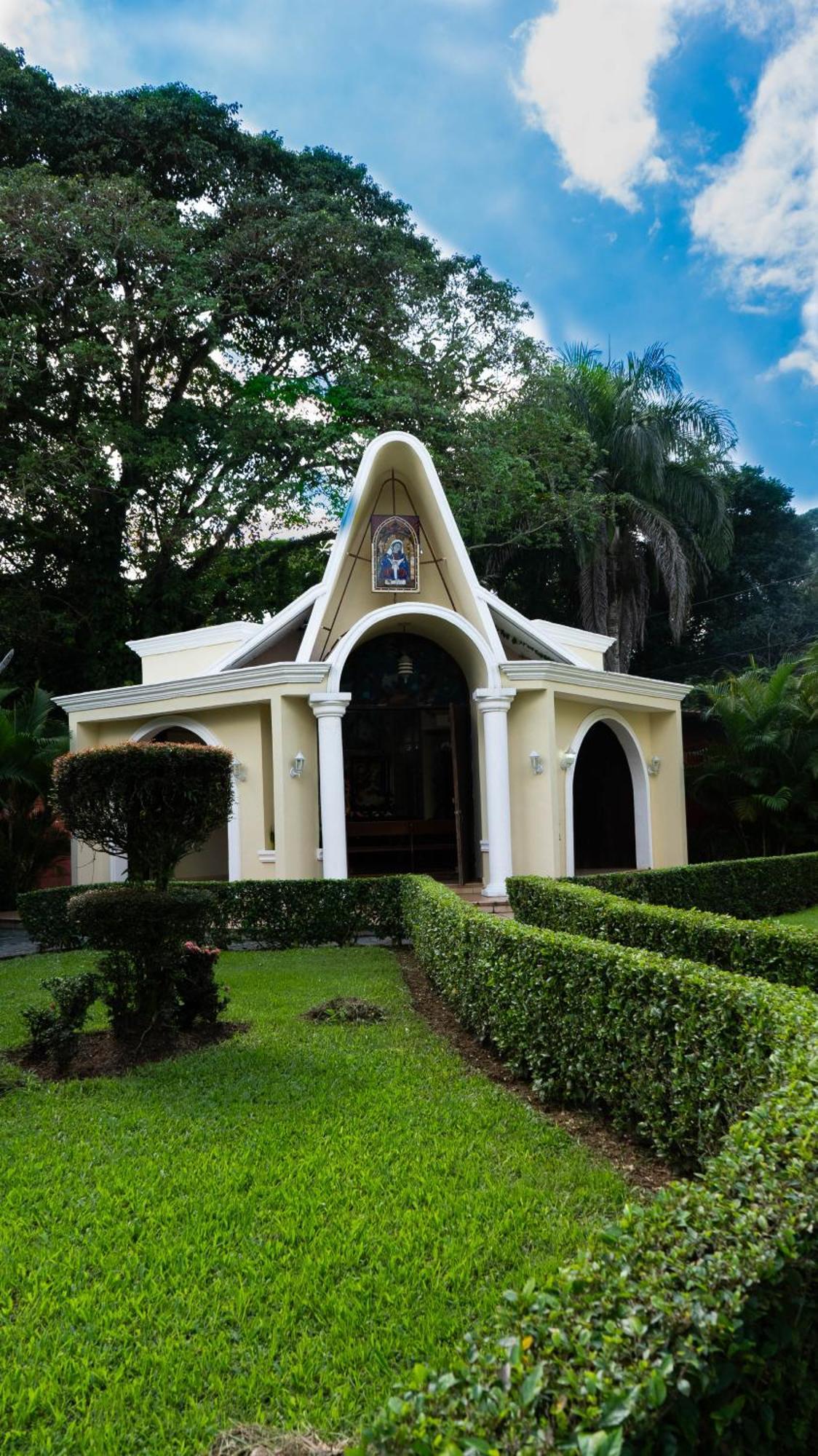 Guacamayos Hotel Bonao Kültér fotó